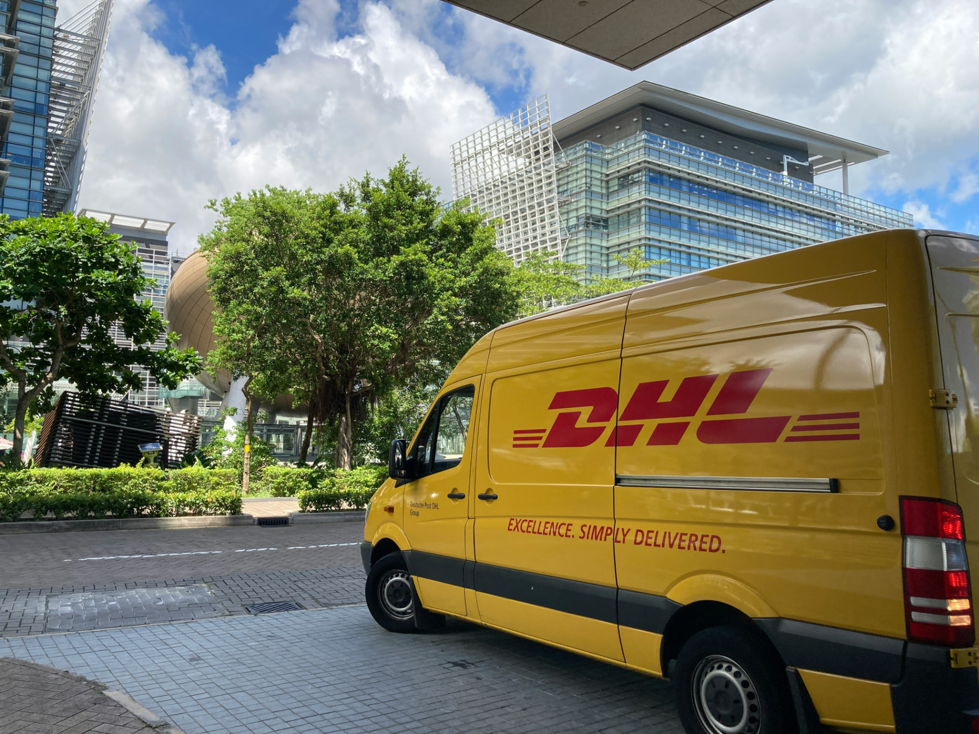 Versand mit DHL GoGreen Plus – artgerecht